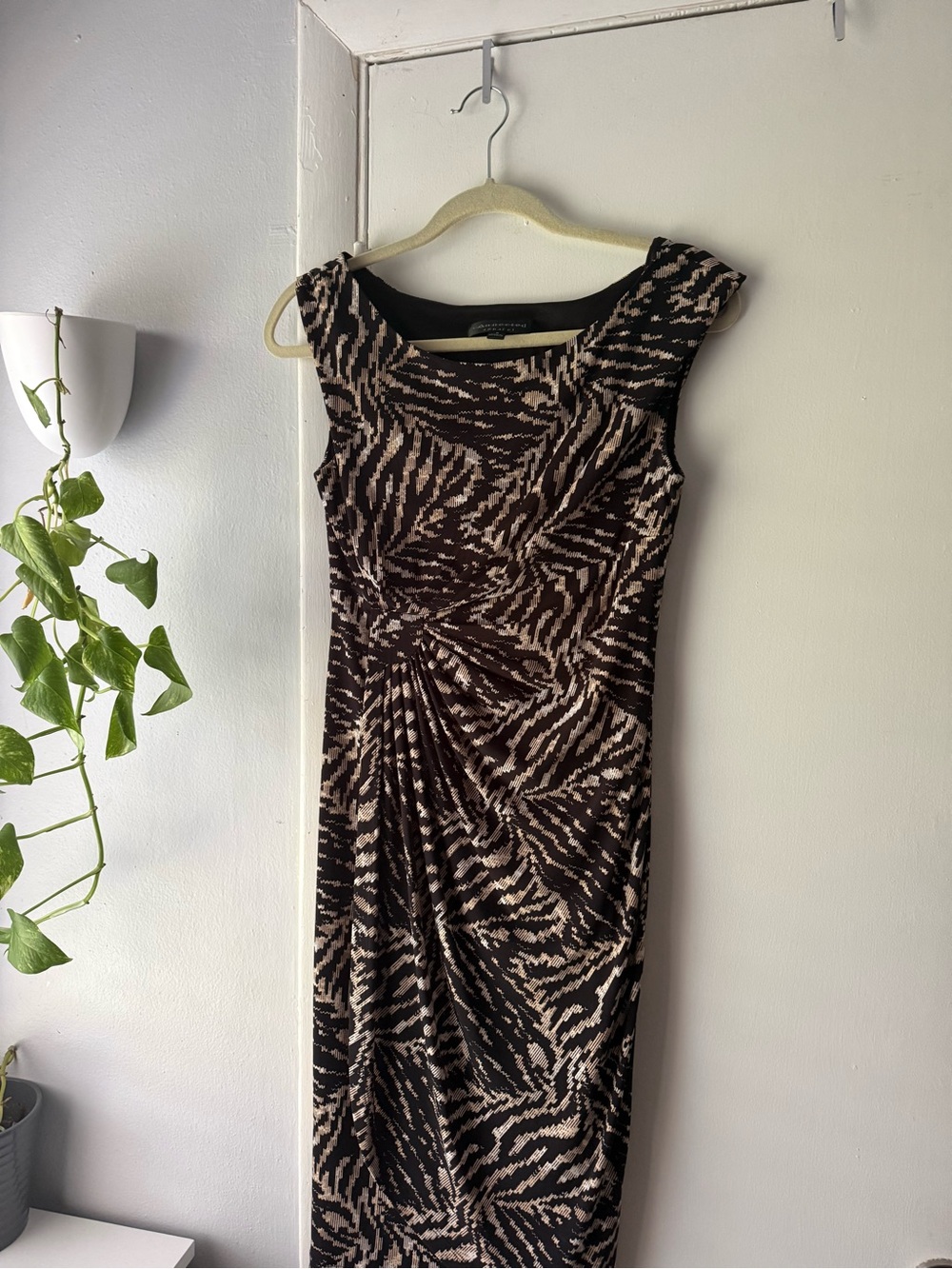 connected apparel Black and Cream Printed Midi Dress